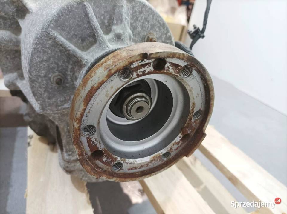 SKRZYNIA BIEGÓW AUTOMAT P52108480AK AWD 4X4 57 Rok produkcji 2019