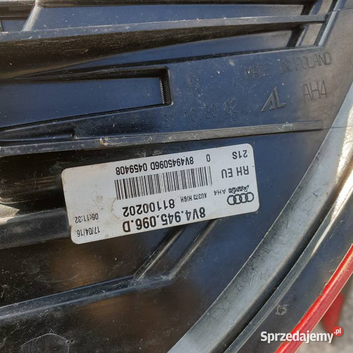 AUDI A3 8V LAMPA LEWA PRAWA TYL 8V4945096D Łochowice
