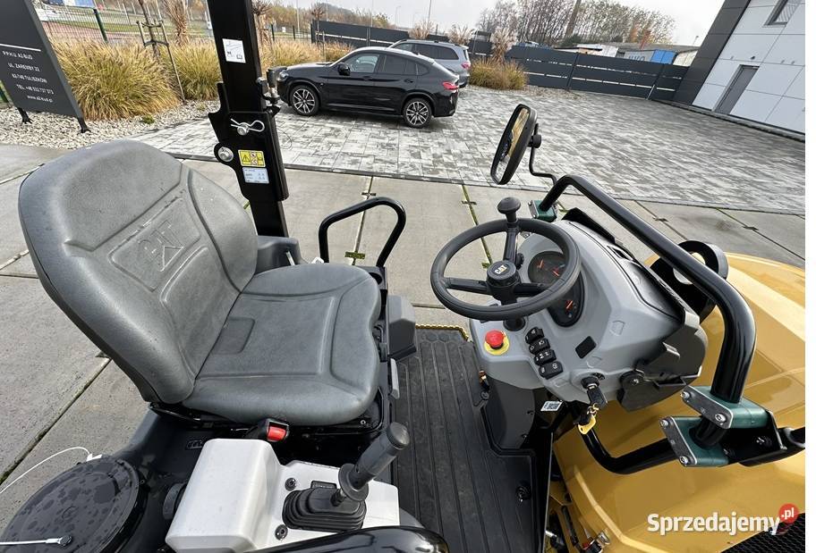 WALEC DROGOWY CATERPILLAR CB25 GC wielkopolskie Tuliszków