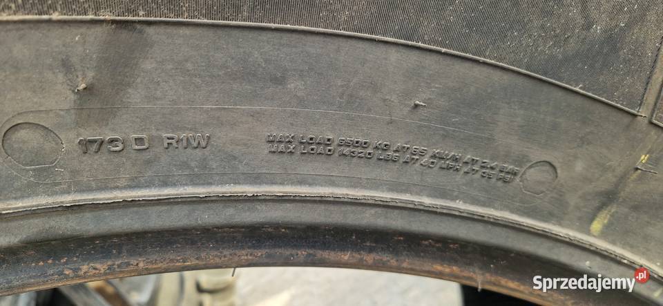 71070r42 7107042 Pirelli 70 bieznik bez napraw Nowe Miasto Lubawskie sprzedam