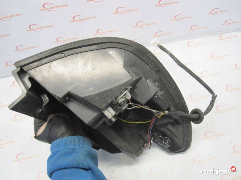 CHEVROLET CAPTIVA I 09r lampa prawa tył Lampy tylne Kielce