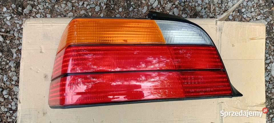 Bmw e36 coupe lampa lewy tył nowa 8372005 Lampy tylne Brzeszcze
