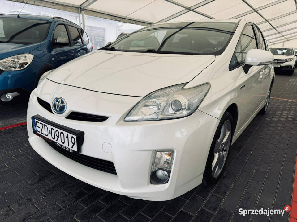 Toyota Prius 18 Benzyna HYBRYDA 180 Automat biały sprzedam