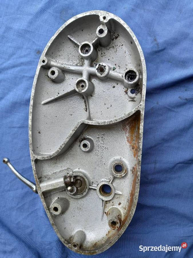 Dekiel boczny kapa silnika junak m07 Jarosław