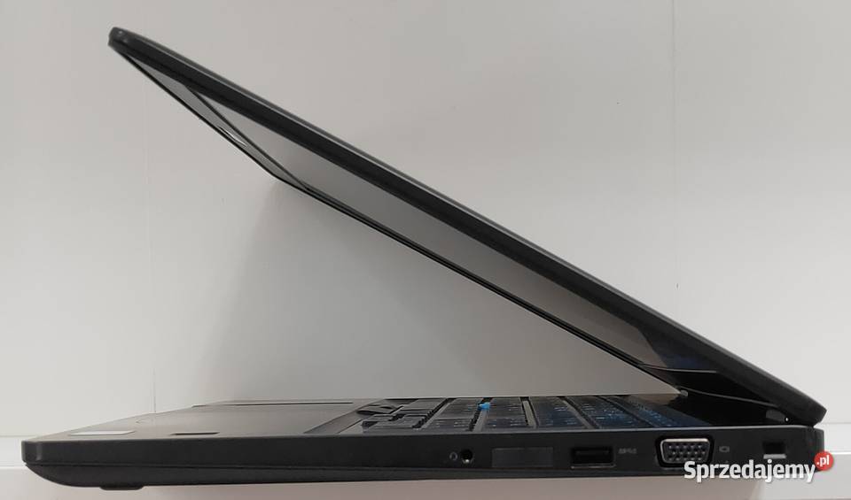 Laptop Dell 5590 Intel i58350u IntelHD 16GBD4 Lublin