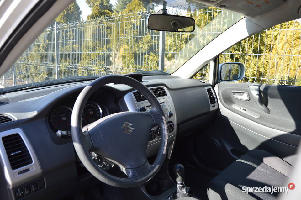 Suzuki Liana 16 Benzyna 107 Niski przebieg zadba światła przeciwmgielne Wrocław