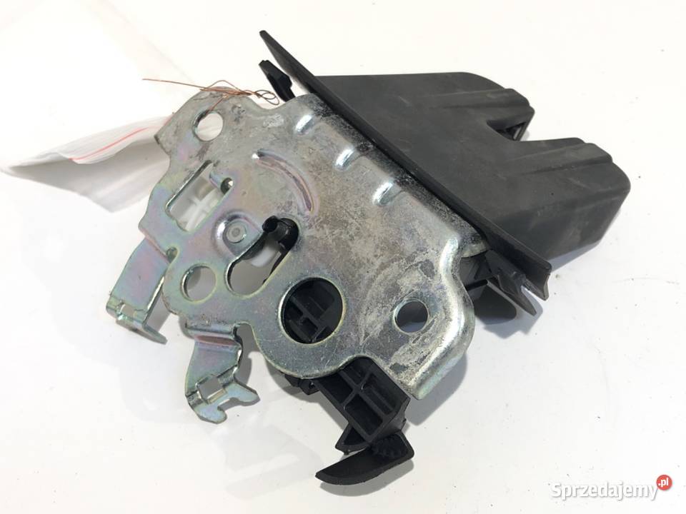 ZAMEK KLAPY TYŁ AUDI Q5 8R SUV 8R0827505A 0817