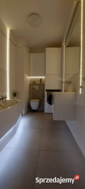 Centrum Międzylesia 4 pokoje 86 m SKM winda garaż Warszawa