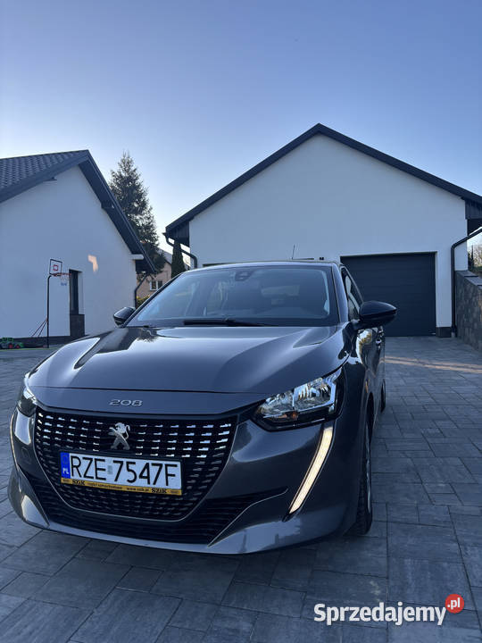 Peugeot 208 2023 12 benzyna 75 koni