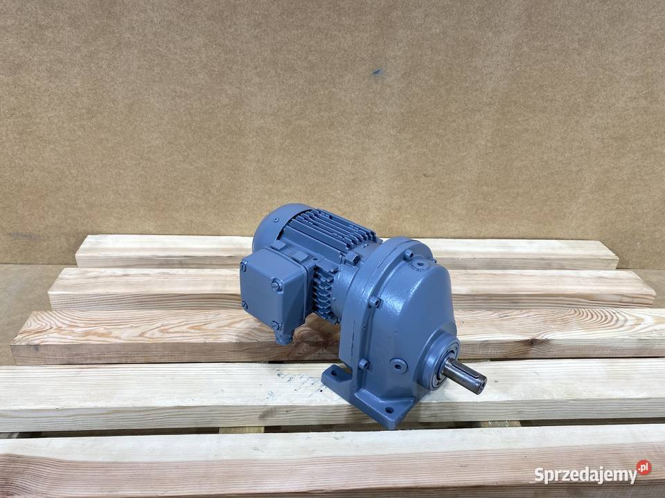 motoreduktor przekładnia 012kW 297obr 3fazowy Pigża