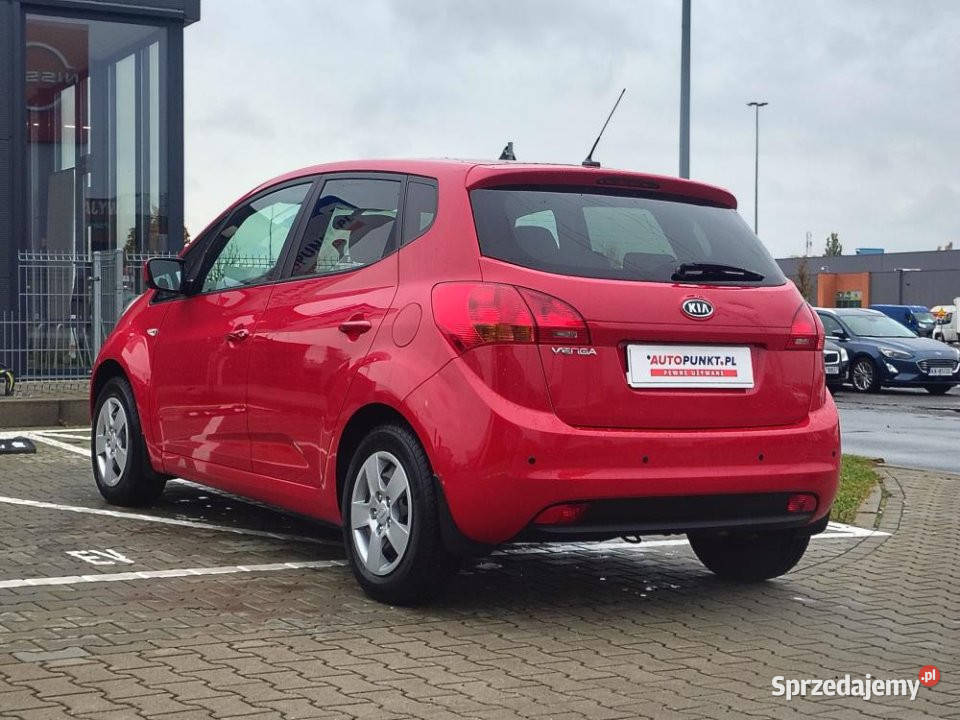 KIA Venga 2010r salon niski przebieg czujniki Poznań sprzedam