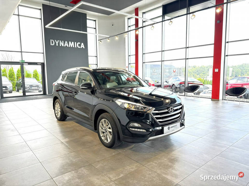 Hyundai Tucson 17CRDI 116 M6 2016 r salon czarny Myślenice sprzedam