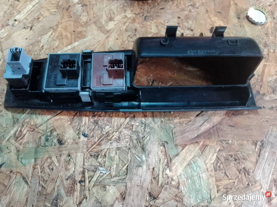 Rączka panel sterowania szyb 5D VW Polo FL 9N3 pomorskie Szklana Huta