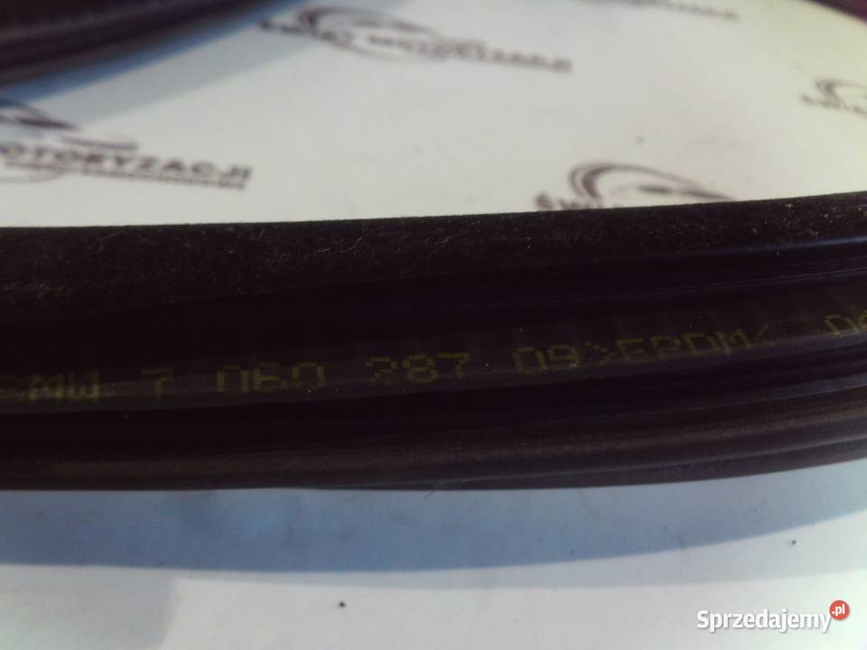 BMW E91 06r uszczelka lewa przód 7060287 świętokrzyskie Kielce sprzedam