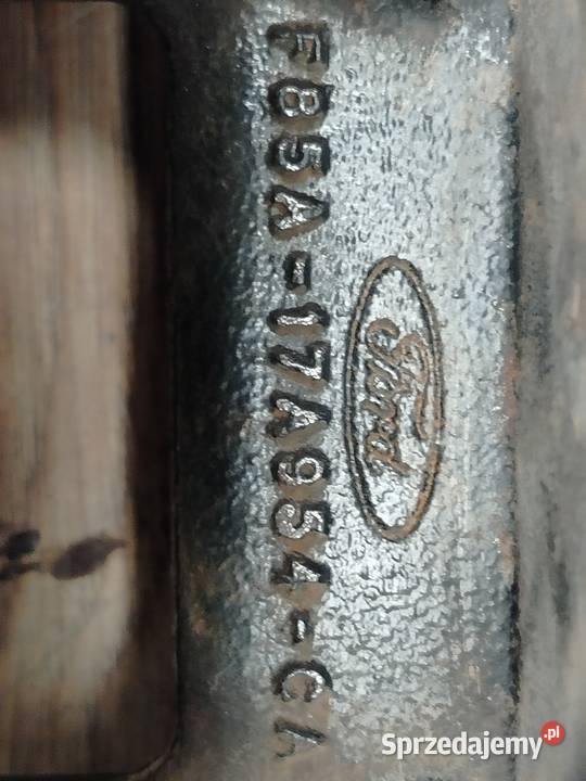 Ucho uchwyt holownicze Ford Explorer Expedition