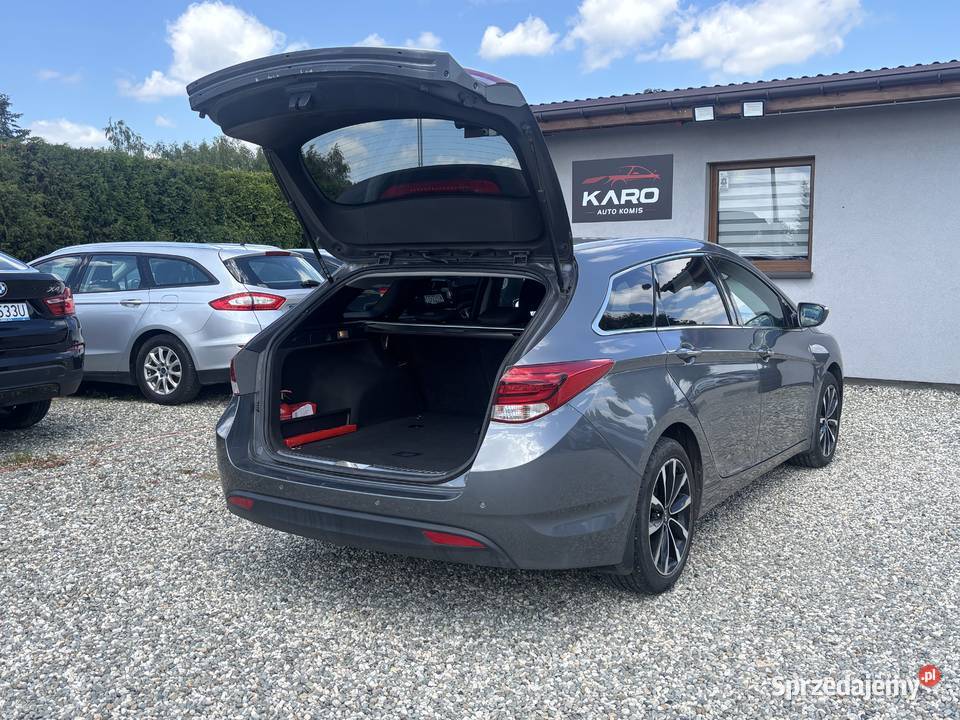 Hyundai I40 z 2015r Gwarancja lakier metallic Paniówki