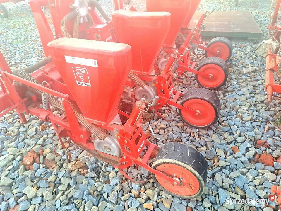 Siewnik do do kukurydzy 4 rzędy stan idealny nieuszkodzony Limanowa sprzedam