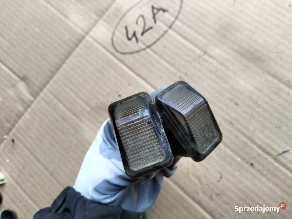 GOLF II 2 JETTA 2 KIERUNKOWSKAZ PRAWY LEWY osobowe Kamień-Kolonia