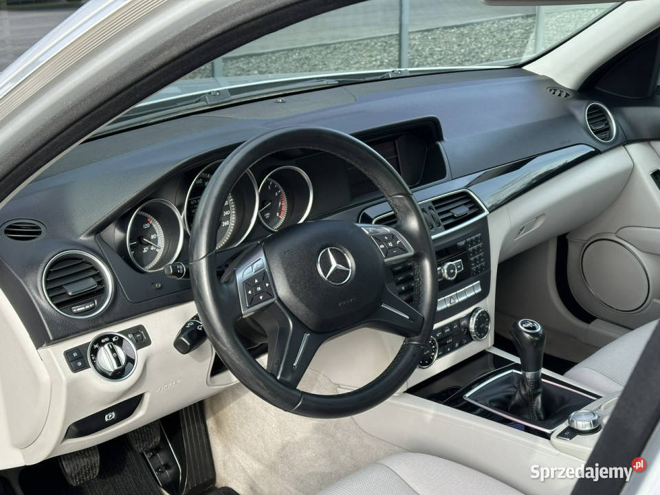 Mercedes C 180 Climatronic Tempomat Bluetooth Kąty Opolskie sprzedam