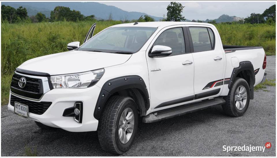 Poszerzenia Nadkola Błotnik Toyota HILUX