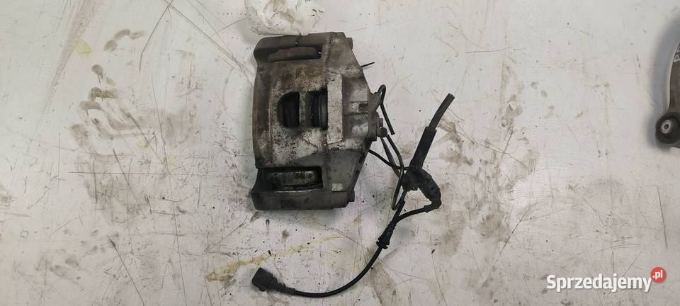 ZACISK HAMULCOWY PRZÓD PRAWY AUDI A8 D3 LIFT Lipno