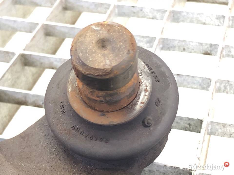 WAHACZ LEWY PRZÓD FORD FOCUS III Kombi PRZEDNI