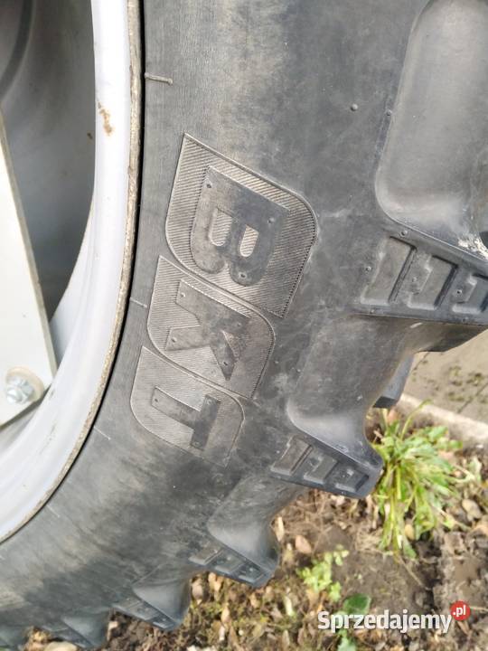 Komplet kół do międzyrzędzi 95 230 48R I 32 95 nieuszkodzony wielkopolskie