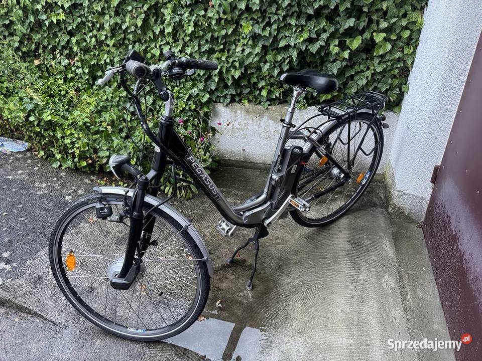 Rower elektryczny koła 28 Pojazdy elektryczne pomorskie Człuchów sprzedam