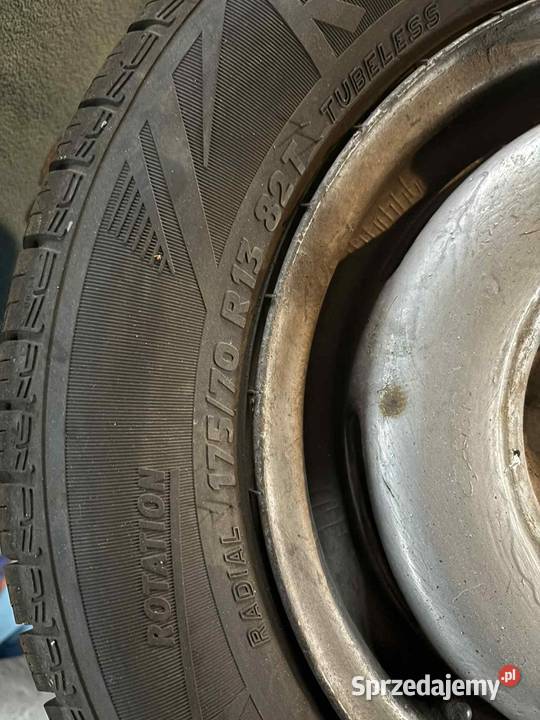 Opony letnie 17570 R13 82T Radial 4 sztuki DOT Pleśna sprzedam