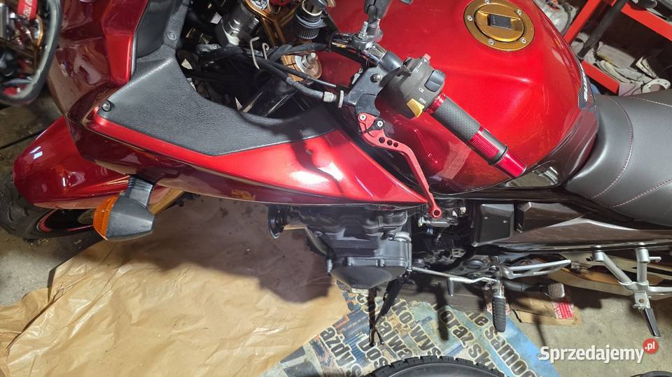 Suzuki Bandit Rok produkcji 2005 Złocieniec