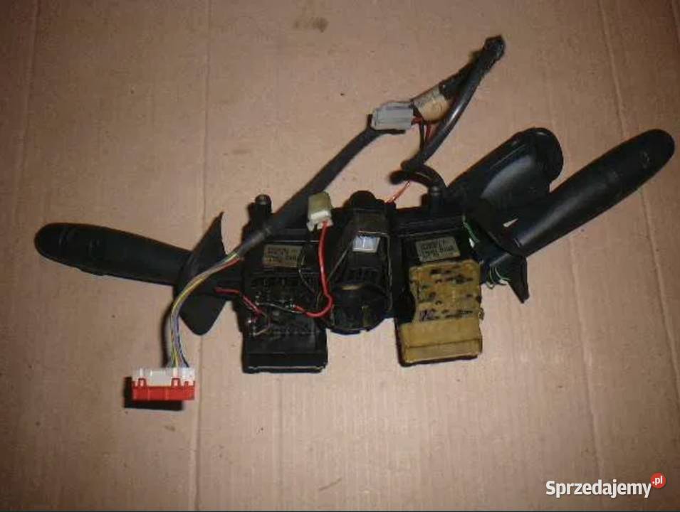 Pająk przełącznik sterownik zespolony Renault Ostrzeszów sprzedam