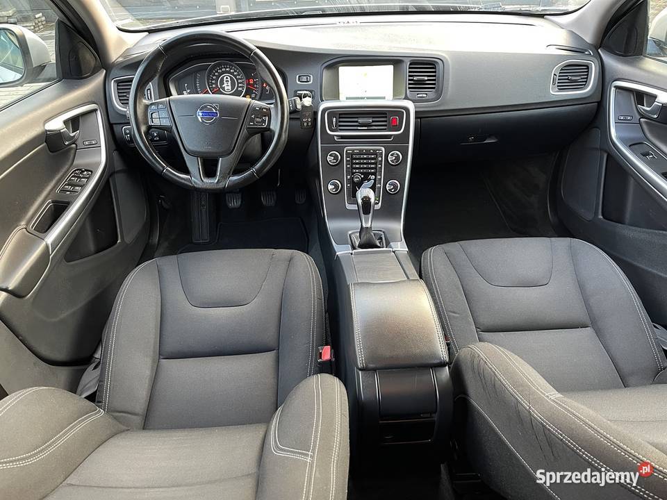 Volvo V60 20 Diesel 150 2016 r Bezwypadkowy Płock