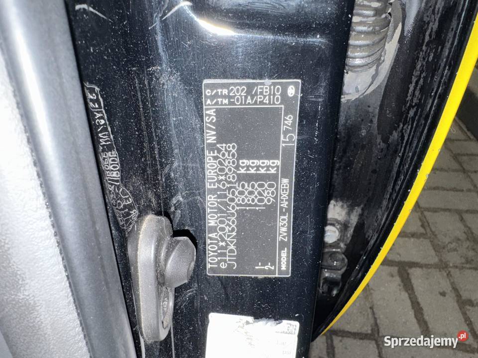 syndyk sprzeda Toyotę Prius 18 P EE LPG Rok produkcji 2010 Bydgoszcz