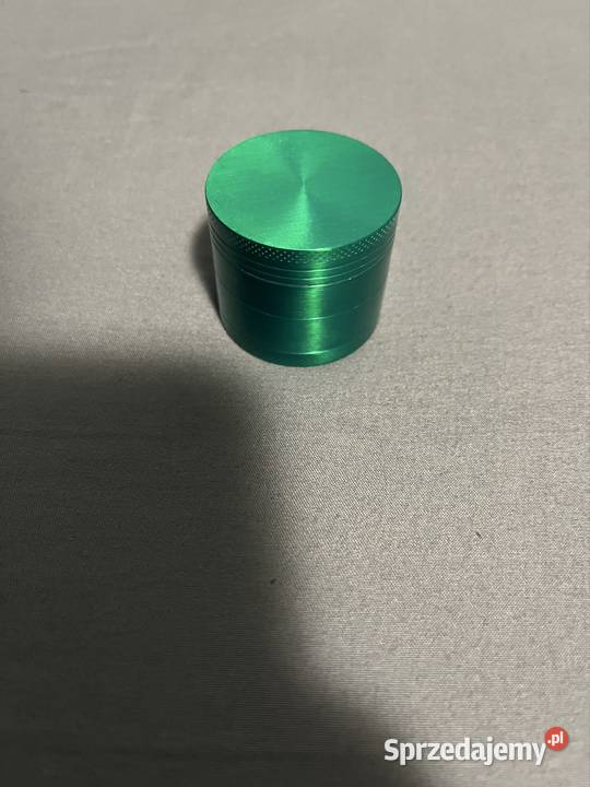 Młynek Grinder Crusher metalowy 4 częściowy do zielony Pozostałe sprzedam