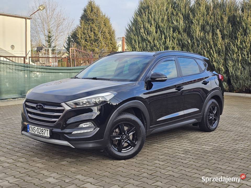 HYUNDAI TUCSON 16Benzyna 2018r Niski przebieg 1600cm3 Poniatowa
