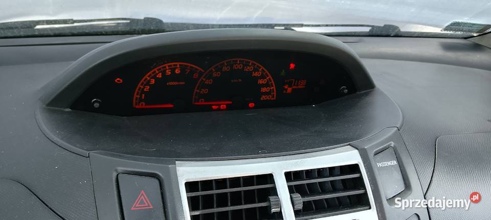 Sprzedam Toyota Yaris 2 Sosnowiec