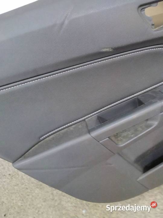 TAPICERKA BOCZEK PRZÓD TYŁ KOMPLET KOMBI SKÓRA Tapicerki samochodowe świętokrzyskie