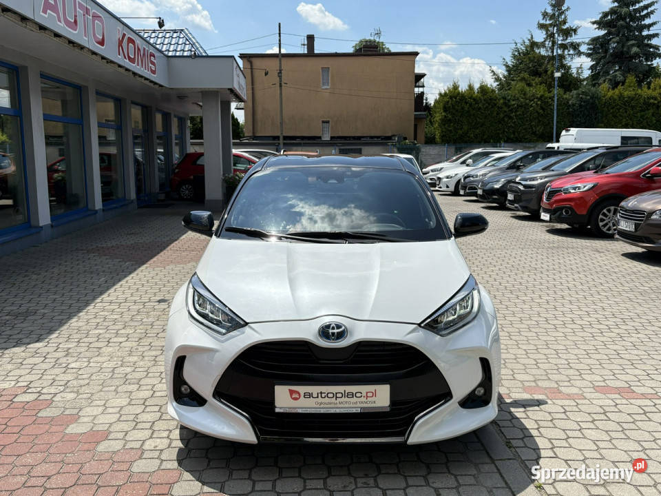 Toyota Yaris Rezerwacja IV 2020