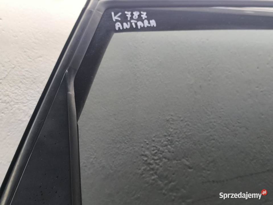 DRZWI PRAWY TYŁ OPEL ANTARA LIFT 22 CDTI sprzedam