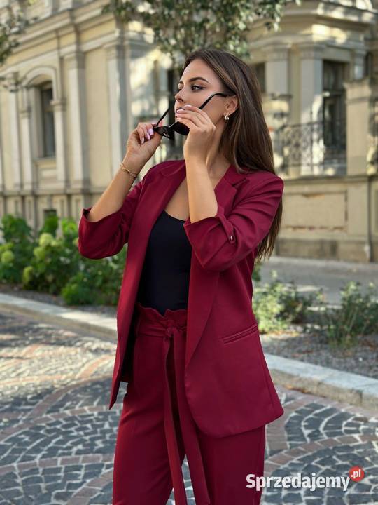 Ekskluzywny garnitur damski ADIKA TANGO klasa łódzkie Wieluń