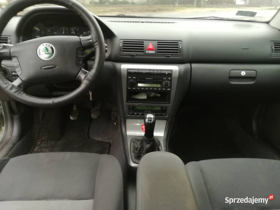SKODA OCTAVIA 20i 2002R KOMBI klimatronic grzane manualna