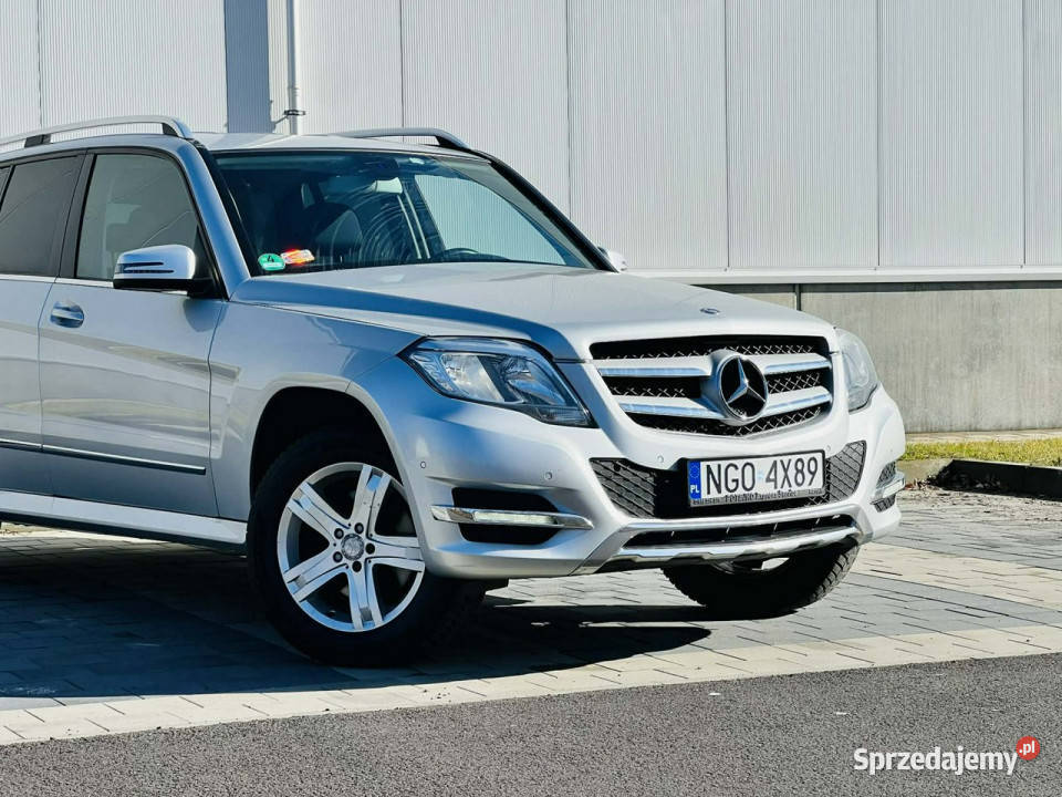 Mercedes GLK 200 MercedesBenz GLK 200 elegancki światła do jazdy dziennej Mikołów