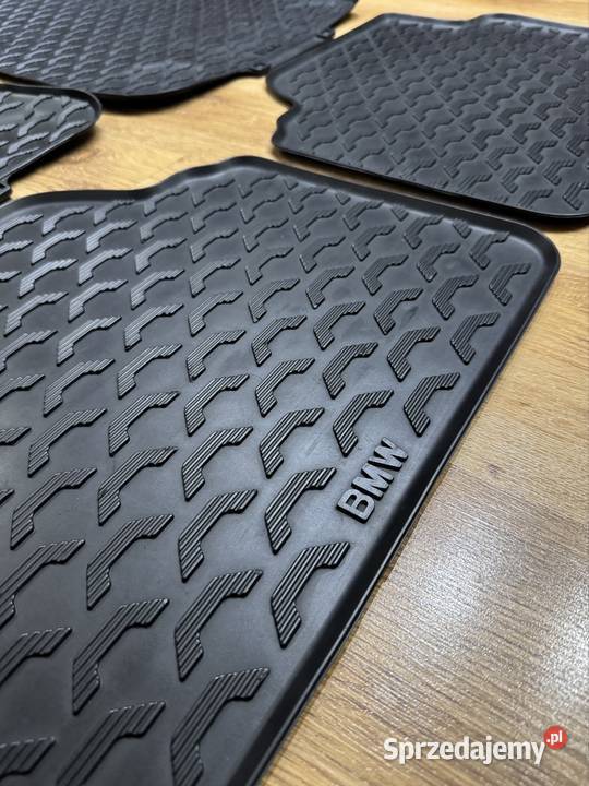 Dywaniki wycieraczki gumowe BMWE90 małopolskie Myślachowice sprzedam