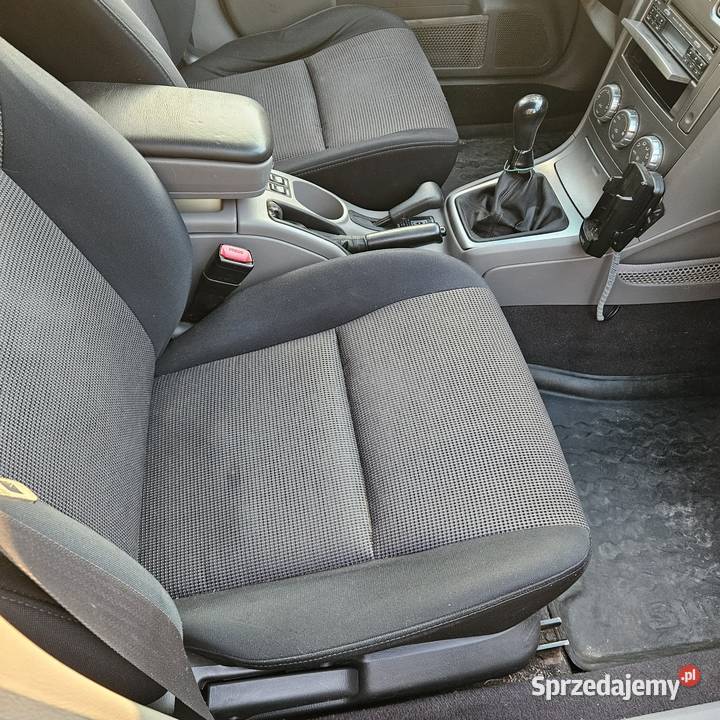 Subaru Forester 20B 2006r przebieg 150 150000km sprzedam