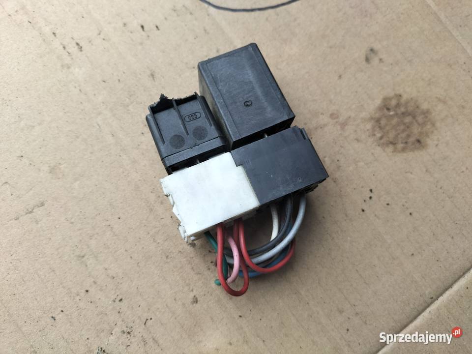 PRZEKAŹNIK A6 C4 0332204150 osobowe Kamień-Kolonia sprzedam