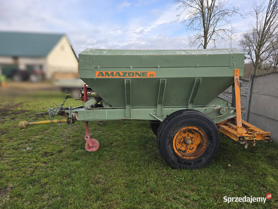 Rozsiewacz wapna nawozów AMAZONE ZG4000 4 tony 6
