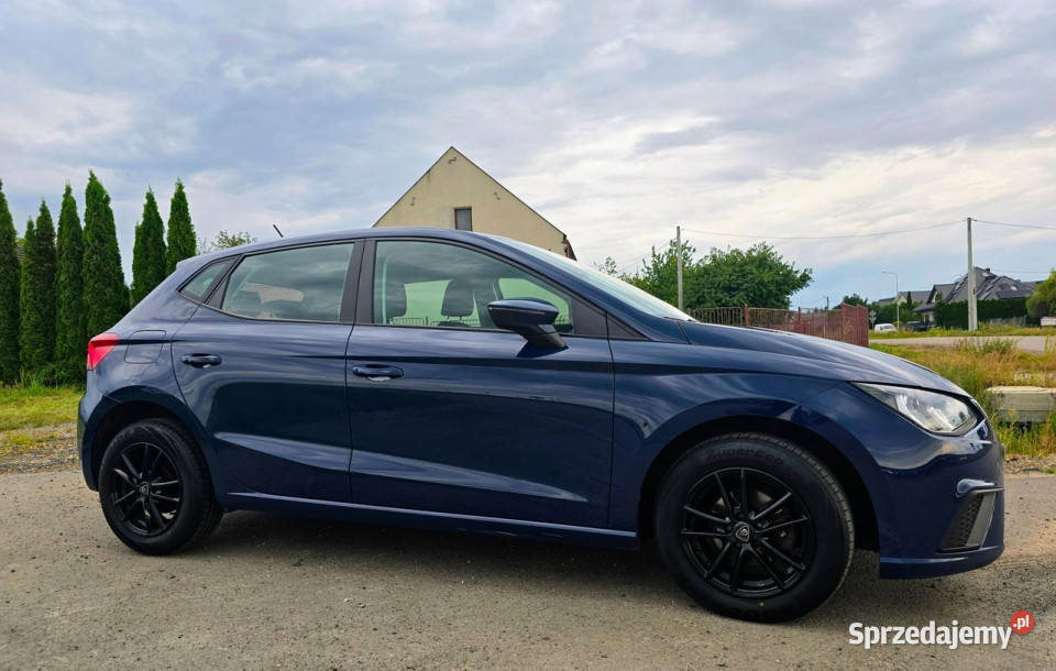 Seat Ibiza Seat Ibiza 10benzyna 75 V 2017 małopolskie Więcławice Stare