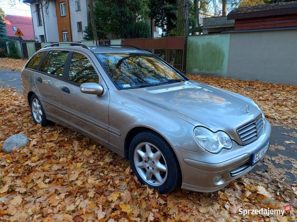 MercedesBenz Cklasa W203 22 CDI 2004r Lift stan nieuszkodzony Motoryzacja