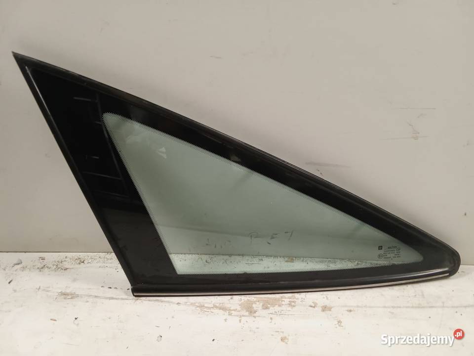 Szyba Trójkątna Lewa Tylna Opel Vectra 95 osobowe Boczne (drzwi) wielkopolskie Bralin