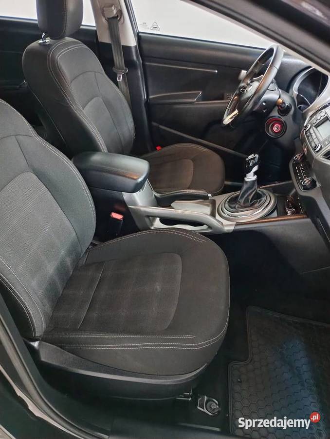 Sportage 20 CRDI 4x4 nowiutkie opony światła LED